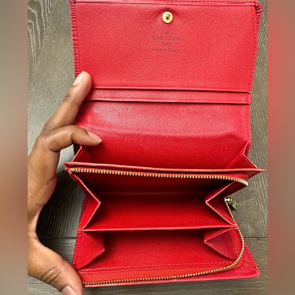 Wallet - Picture 6 of 11